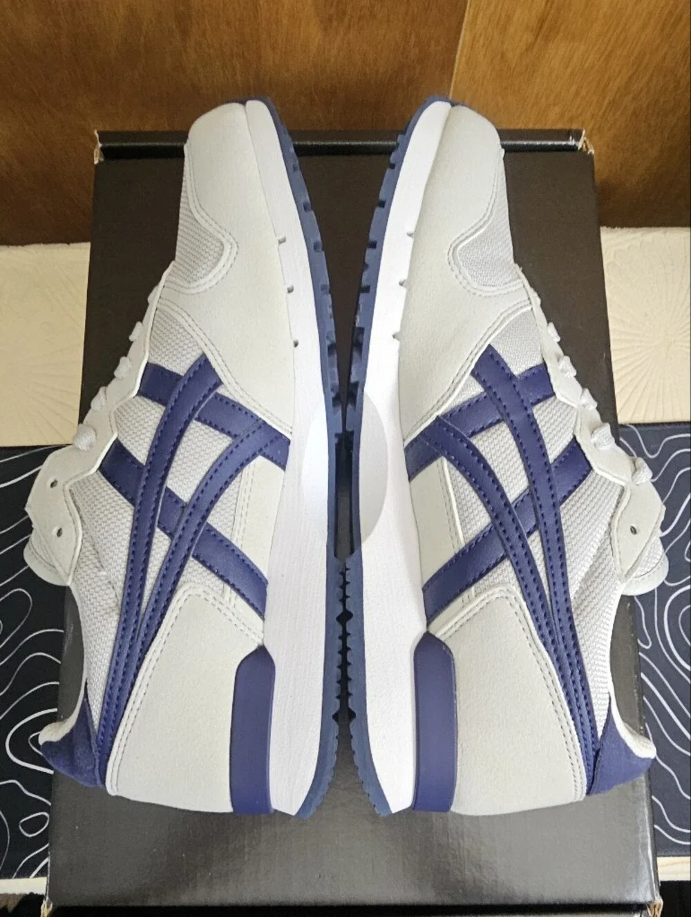 Onitsuka Tiger by Asics onitsuka tiger